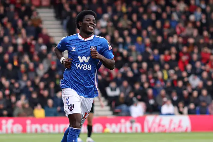 Eliezer Mayenda atacante Sunderland AFC 20 anos nascido em Saragoça 1,80m valorizado em 16 milhões de euros 2026
