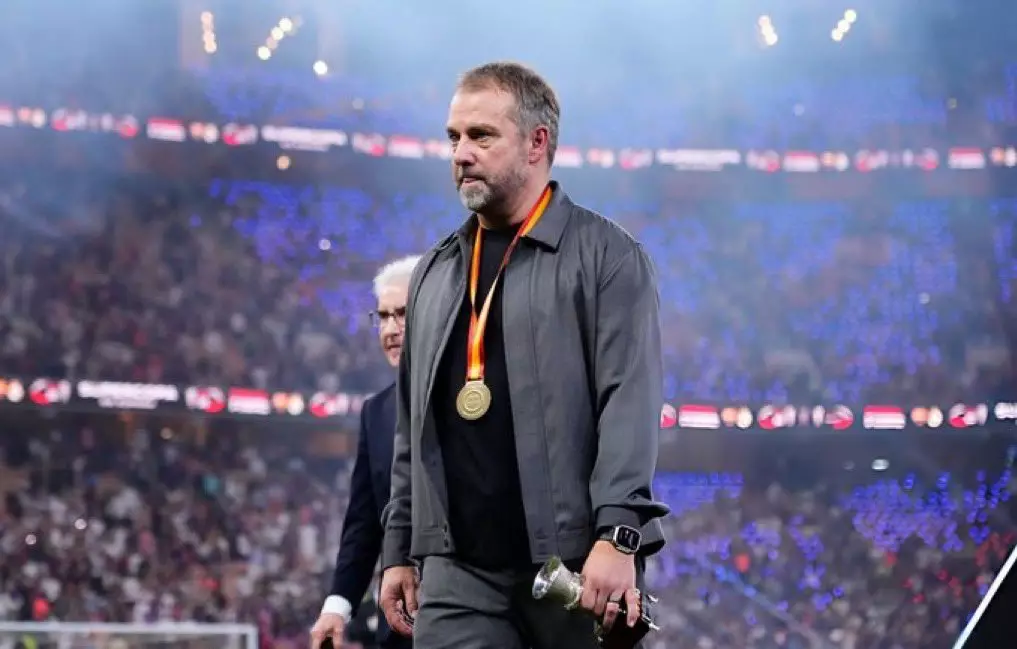 Hansi Flick treinador FC Barcelona El Clasico contra Real Madrid 10 de maio de 2026 — falecimento de seu pai Hans Flick anunciado antes do início da partida