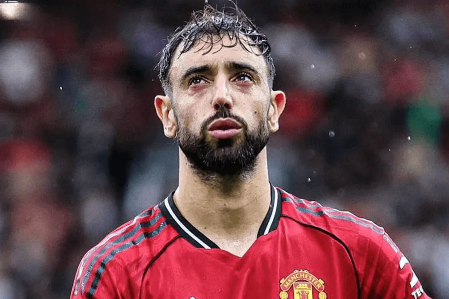 Bruno Fernandes Manchester United 20 assistências Premier League 2025-26 — recorde igualado contra Nottingham Forest 17 de maio de 2026