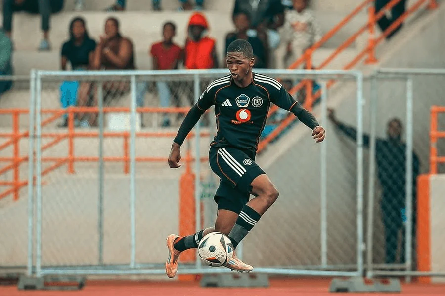 Mpho Padime e Samukelo Zikalala Orlando Pirates DStv Diski Challenge 2025-26 – dupla ofensiva decisiva na corrida pelo título