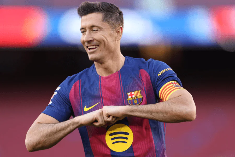 Robert Lewandowski FC Barcelona Camp Nou última temporada 2025 2026