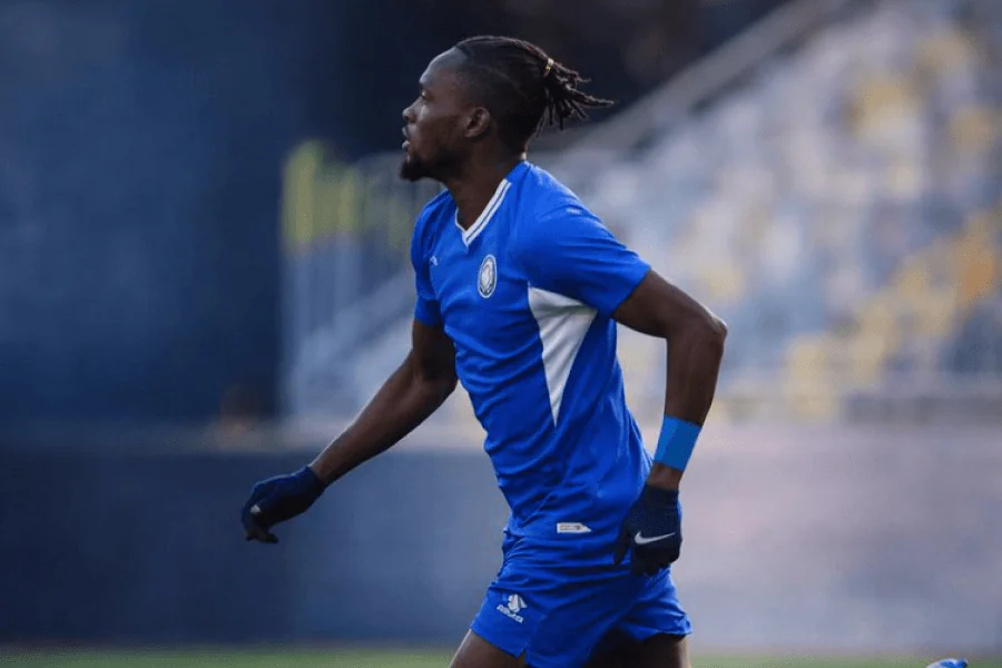 Samuel Amadi, atacante do Smouha SC em dificuldade, cinco derrotas consecutivas na Premier League Egípcia em maio de 2026