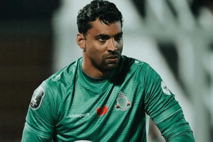 Ahmed Tagnaouti goleiro AS FAR Rabat invicto contra Sundowns na temporada 2025-26 - final da Liga dos Campeões da CAF maio 2026