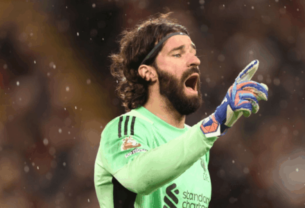 Alisson: Ancelotti carrega a pressão de um presidente antes do Mundial