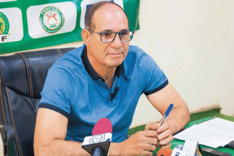 Badou Zaki treinador do Níger durante o MENA Day FENIFOOT Niamey 23 de maio de 2026 – preparação Bénin x Níger 5 de junho de 2026