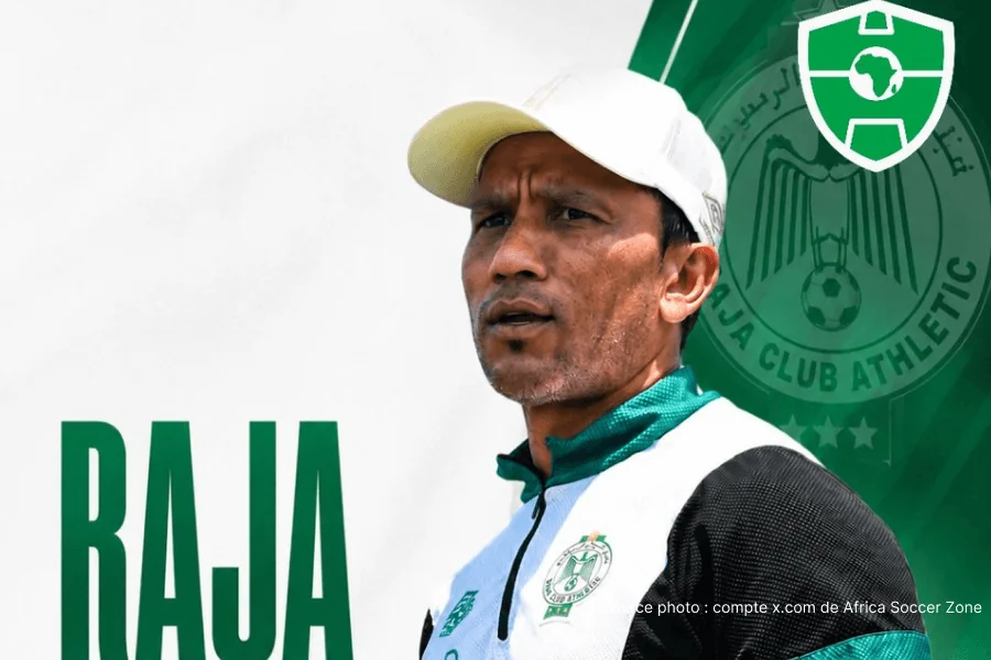 Fadlu Davids treinador Raja Club Athletic Casablanca 2025-2026 — iniciador do processo Lilepo Raja Casablanca mercado