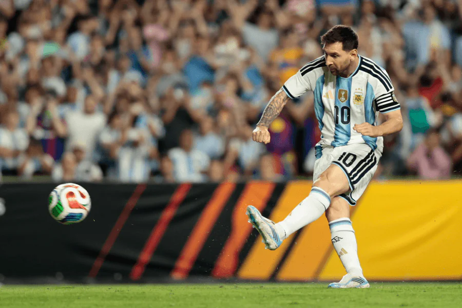 Lionel Messi sob a camisa do Inter Miami em 2026 — 29 gols em 28 jogos da MLS antes de sua sexta Copa do Mundo com a Argentina
